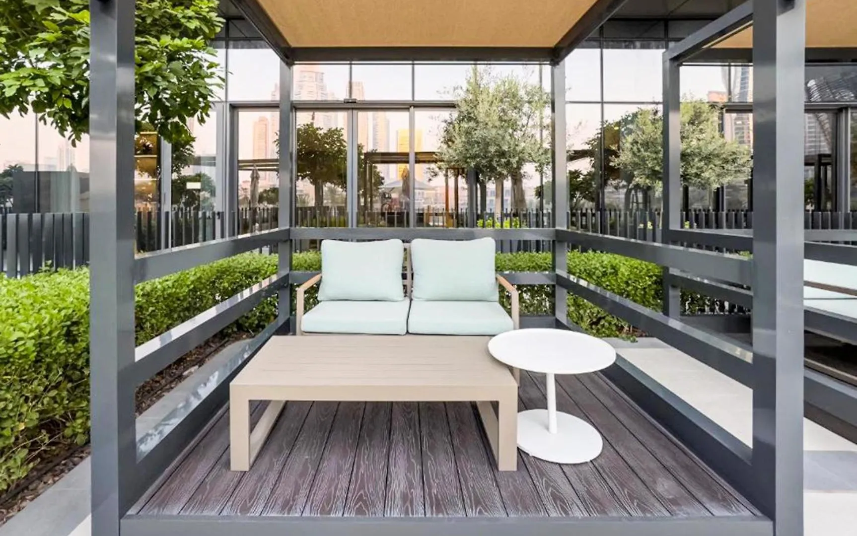 Lägenhet Livbnb-Prestige 1Br In Grande, Pool With Iconic Burj Khalifa View Dubai Förenade Arabemiraten