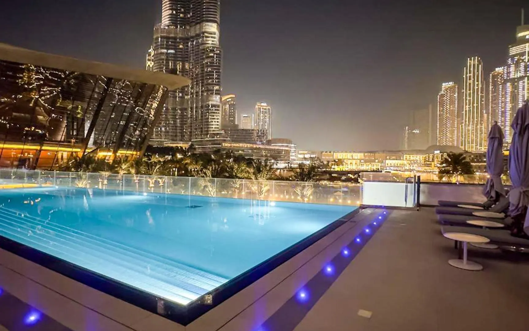 Lägenhet Livbnb-Prestige 1Br In Grande, Pool With Iconic Burj Khalifa View Dubai